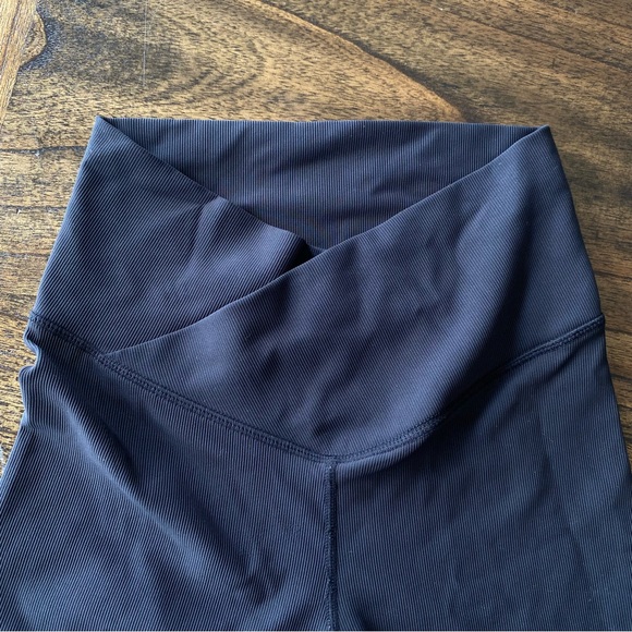 Wilo the Label Black Crossover waist ribbed leggings size XS - Picture 4 of 5